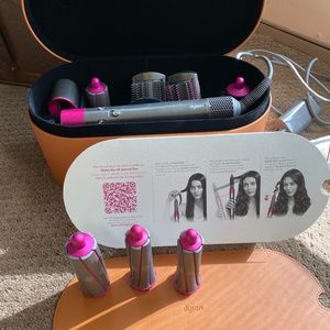 Dyson Airwrap & Lange Ondule Curling Wand